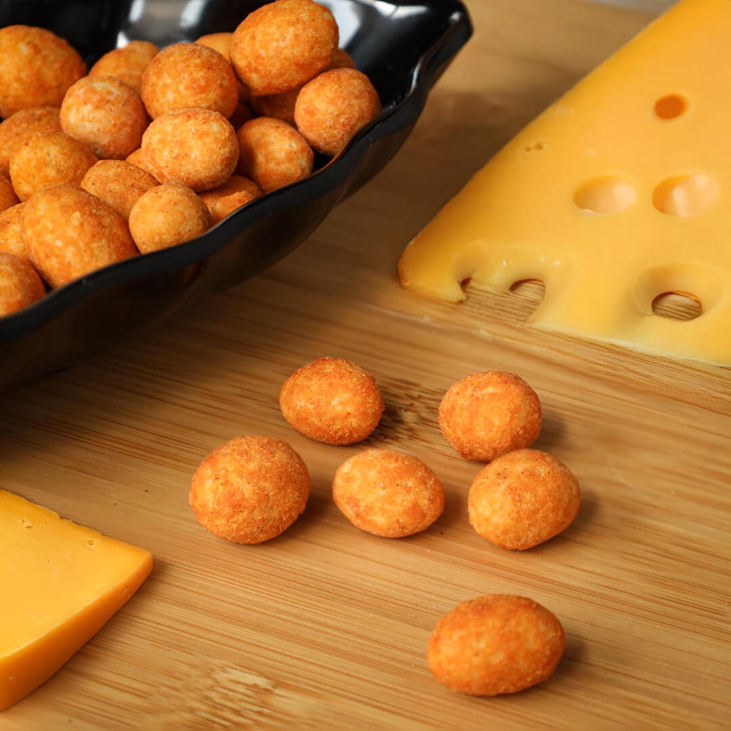 Crispy Coated Peanuts "KriKri"