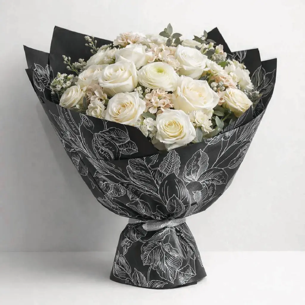 MAGNOLIA BLACK 2.webp