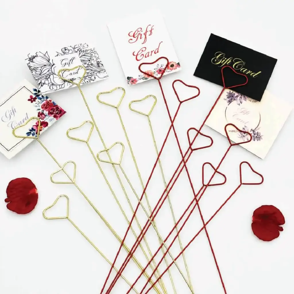 Metal Card Holder - Heart Shape